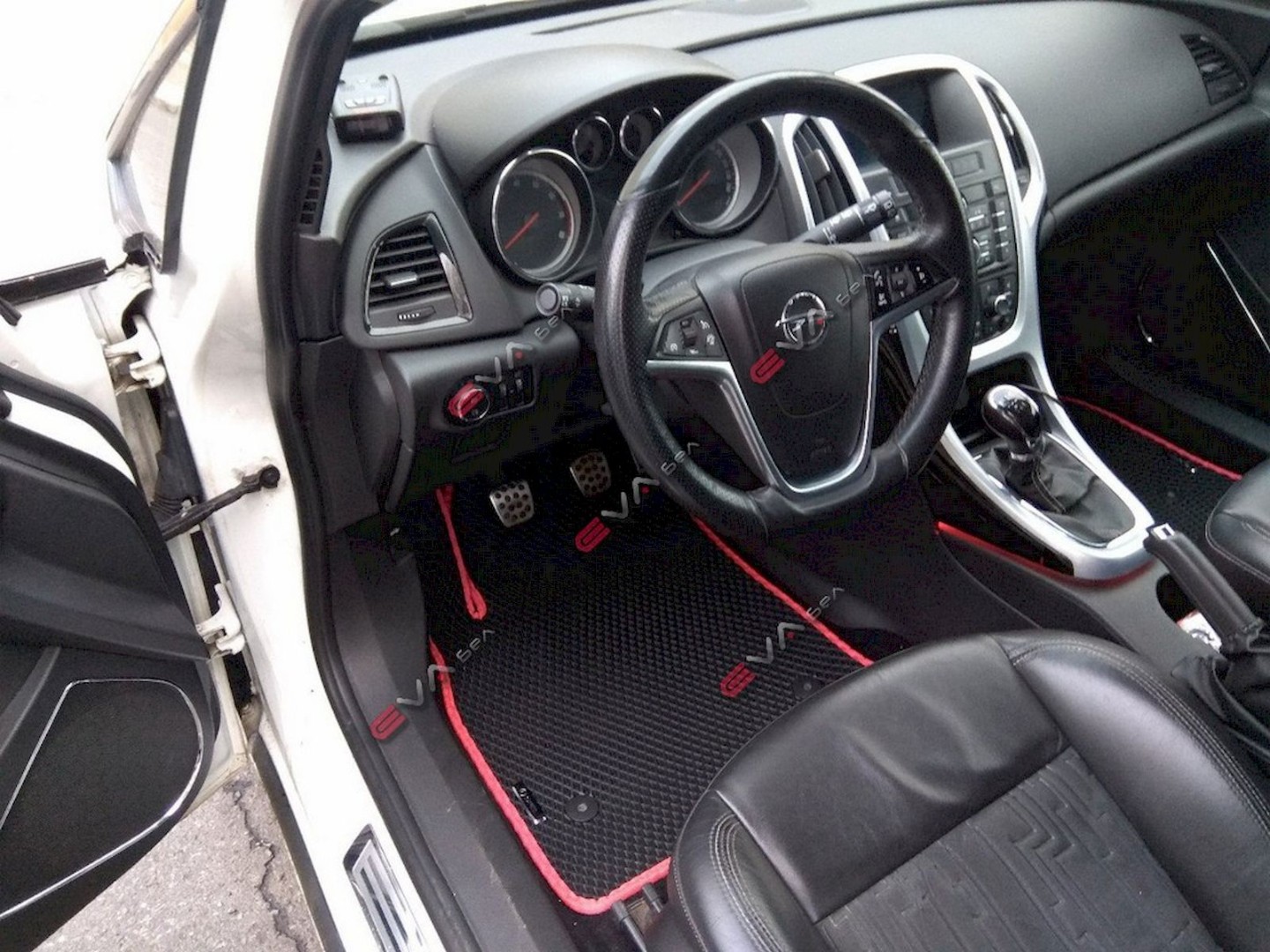 EVA автоковрики для Opel Astra J 2010-2015 седан — opel-astra-j111111 resized